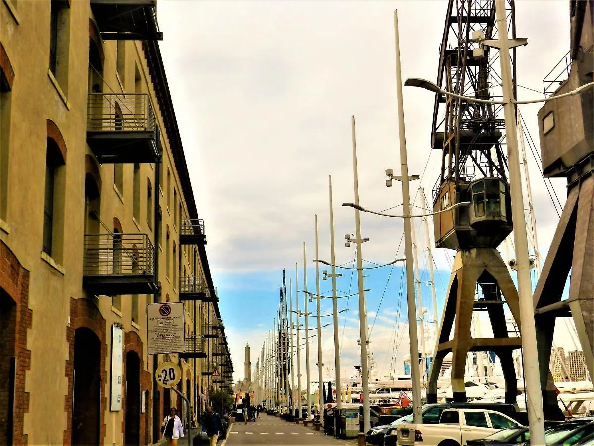 Bigo Guest House Genoa 3*,  Italy